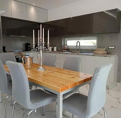 Blue Sky بيت للعطل *