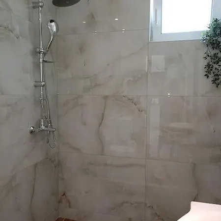 Blue Sky Holiday home Kalithies